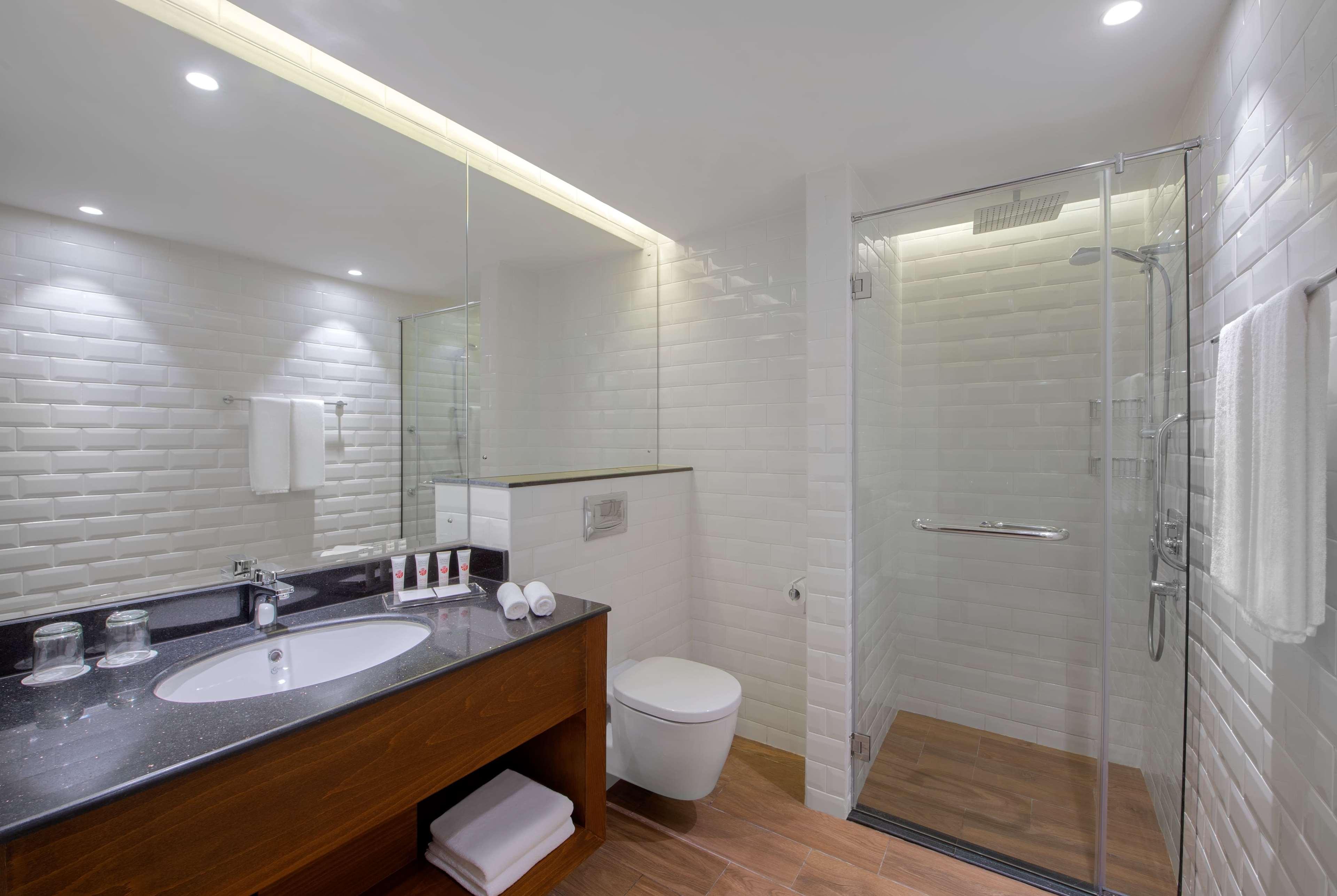 Wyndham Garden Al Khuwair 4* Masqat